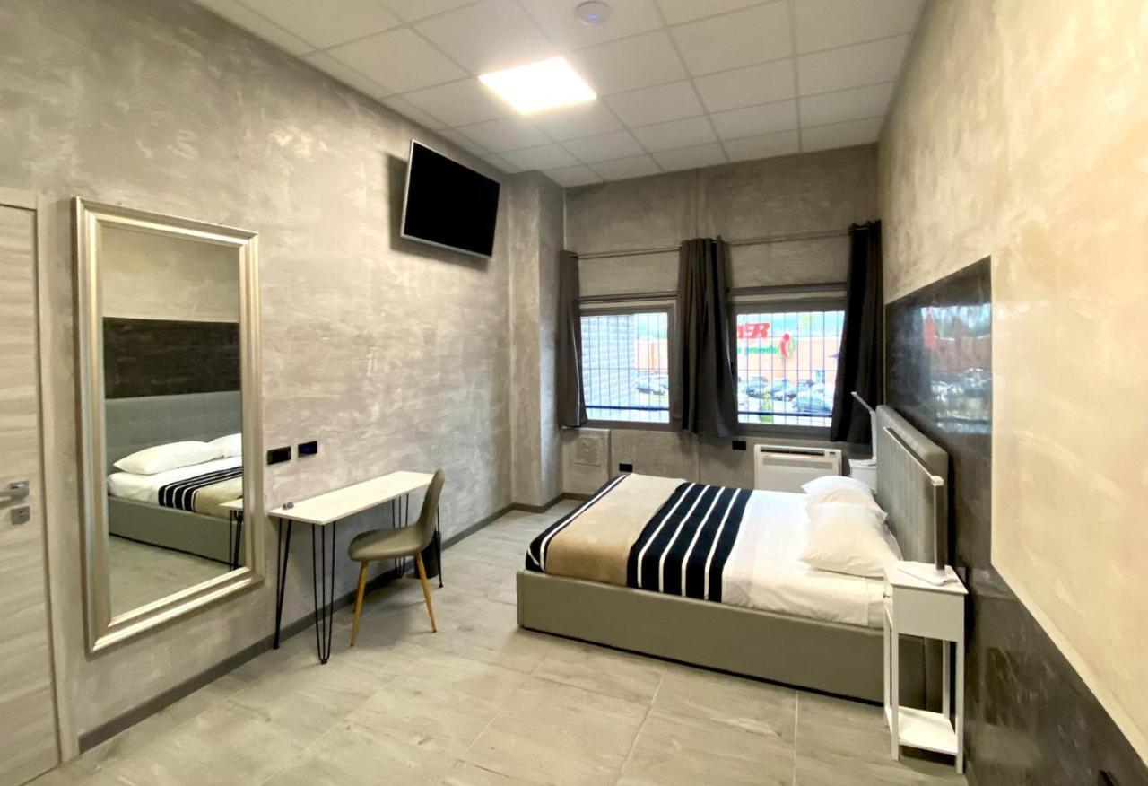 Hotel Tech Brembate Eksteriør bilde